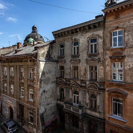 Four Bedrooms Apartment In The Heart Of Lwów Zewnętrze zdjęcie