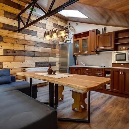 Four Bedrooms Apartment In The Heart Of Lwów Zewnętrze zdjęcie