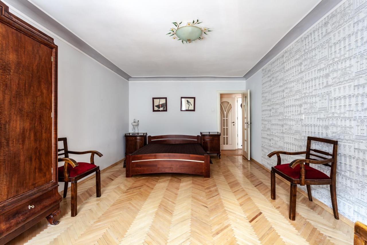 Four Bedrooms Apartment In The Heart Of Lwów Zewnętrze zdjęcie