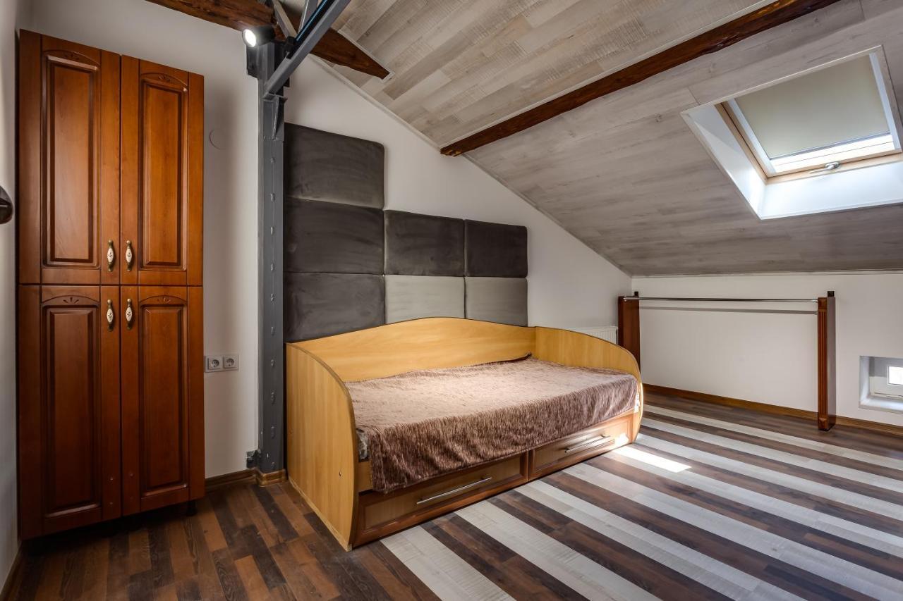 Four Bedrooms Apartment In The Heart Of Lwów Zewnętrze zdjęcie